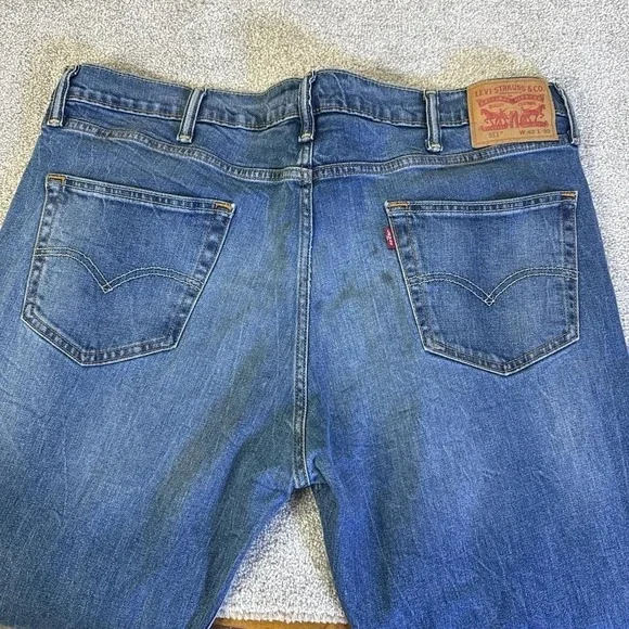 Levi's Blue Denim Jeans Relaxed Fit 42x30 Men's - Picture 6 of 7